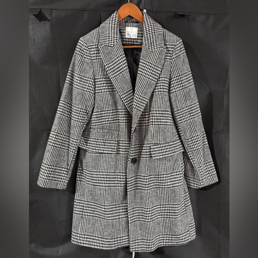 Primark | Black & White Plaid Coat